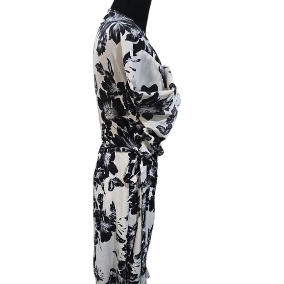 Ark & Co Black and White Floral Maxi Dress - Picture 3 of 6